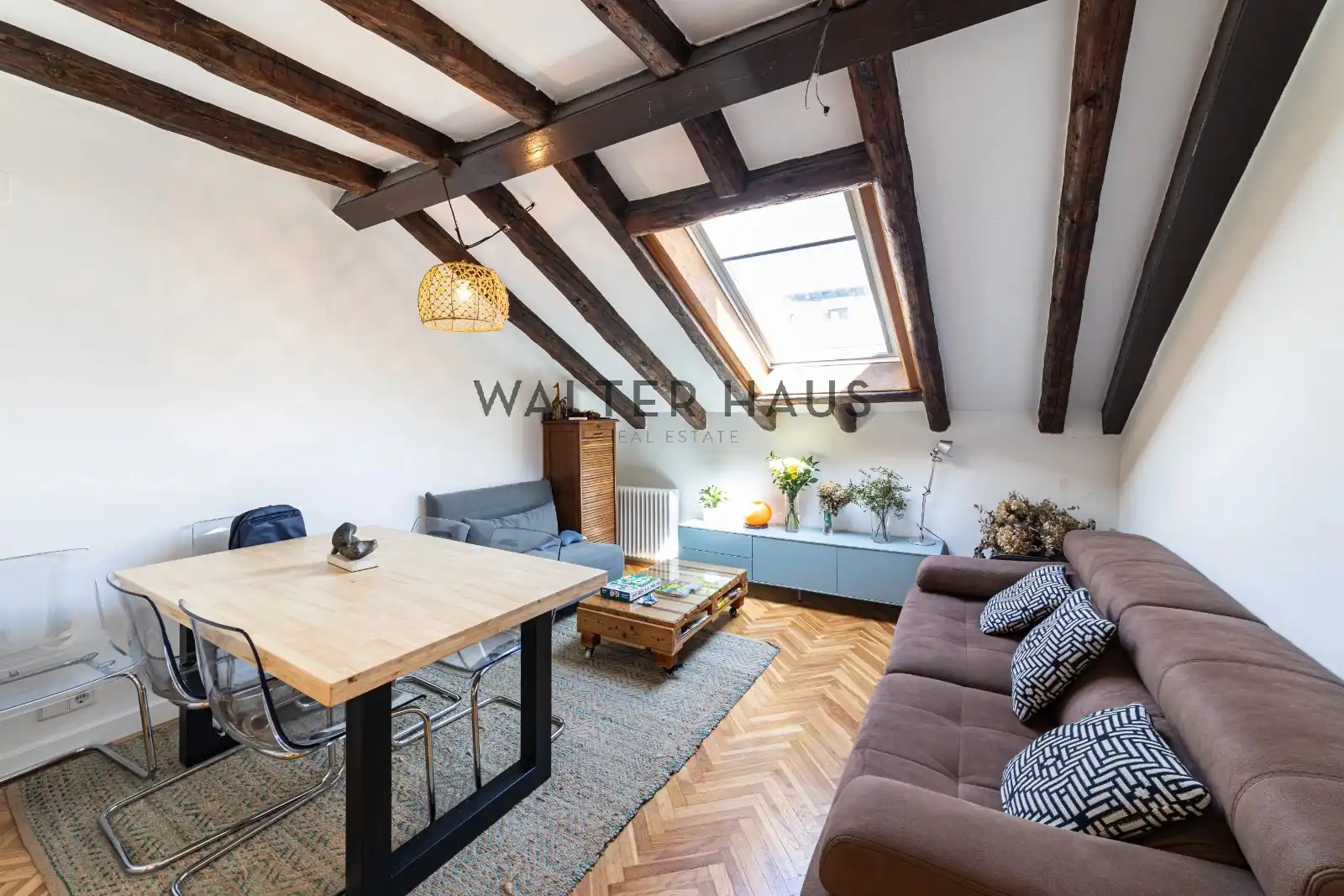 Sala de estar de Dúplex en venta en Madrid con Aire acondicionado, Calefacción y Horno