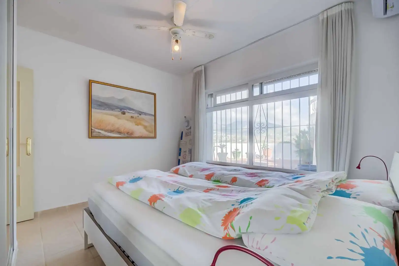 Dormitori de Casa o xalet en venda en Mijas amb Aire condicionat, Jardí privat i Terrassa