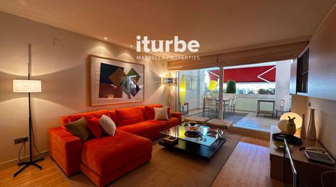 Photo 2 of Flat to rent in Principe Alfonso Hohenloh, La Carolina - Guadalpín, Málaga