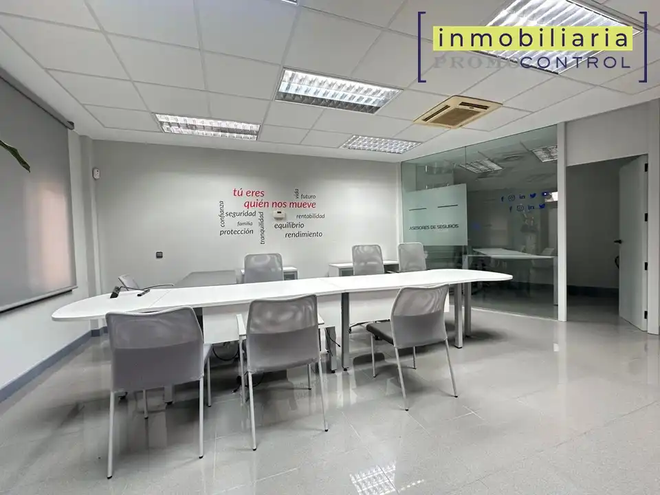 Local comercial de lloguer a Calle Mayor, imagen 3