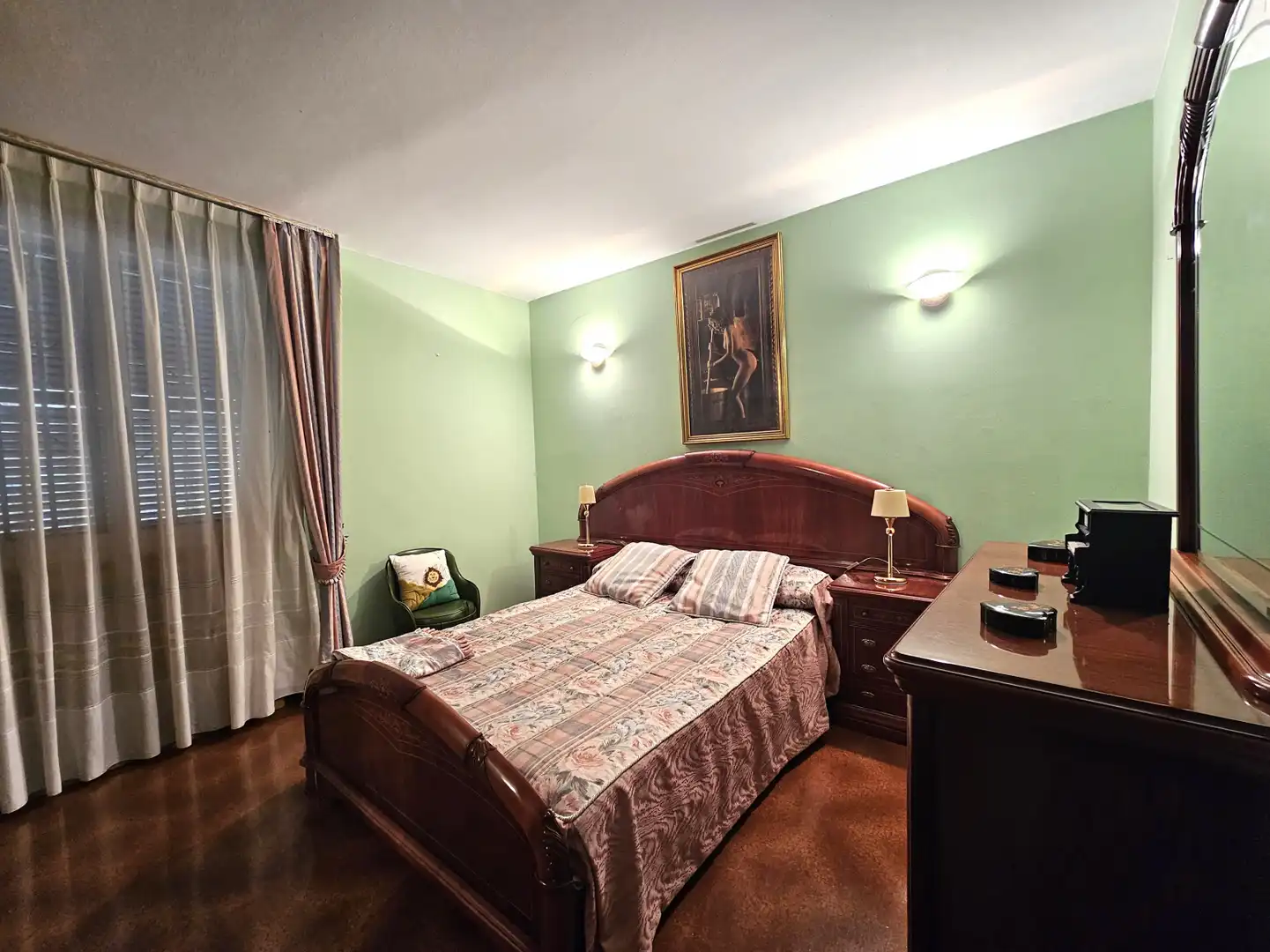 Habitación de Casa adosada de alquiler en Bimenes con Calefacción, Trastero y Amueblado