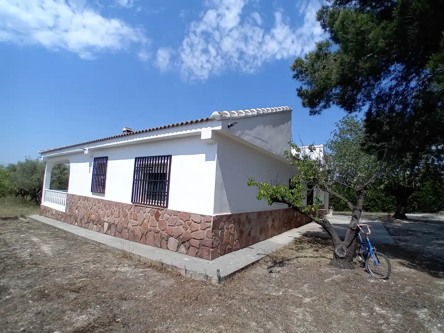 Vista exterior de Casa o chalet en venta en Torrent con Jardín privado, Terraza y Piscina
