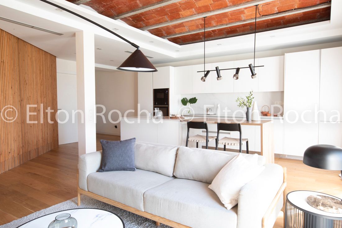 Living room of Flat to rent in  Barcelona Capital  with Air Conditioner, Furnished and Oven