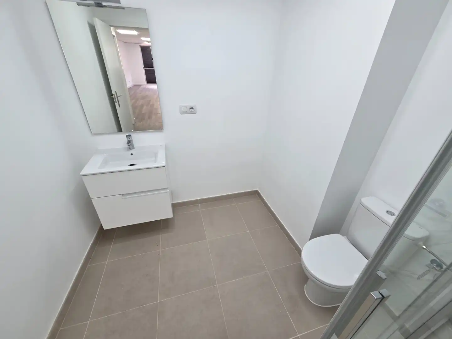 Baño de Piso en venta en Las Palmas de Gran Canaria con Aire acondicionado, Terraza y Alarma