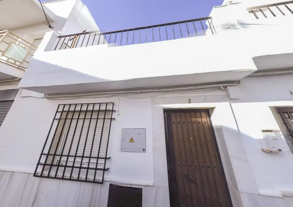 Casa en venta en CABO CARMONA CHAMIZO