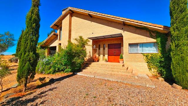 Casa-chalet en Venta en Carretera Berrocal, 2 en El Madroño