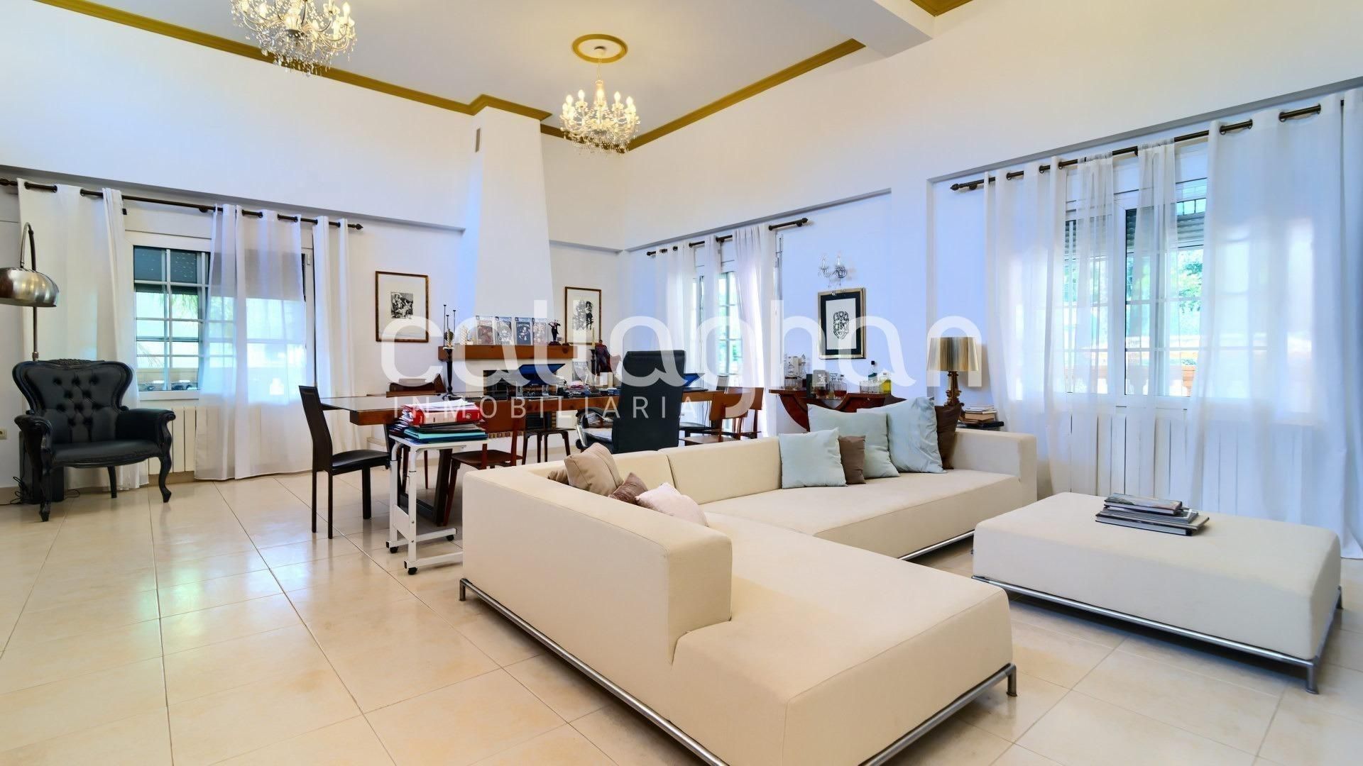Living room of House or chalet for sale in Serra  with Air Conditioner, Heating and Private garden