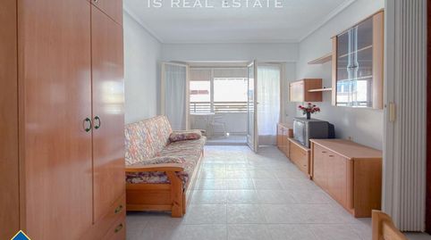 Foto 3 de Apartamento en venta en Centro - Muelle Pesquero, Torrevieja