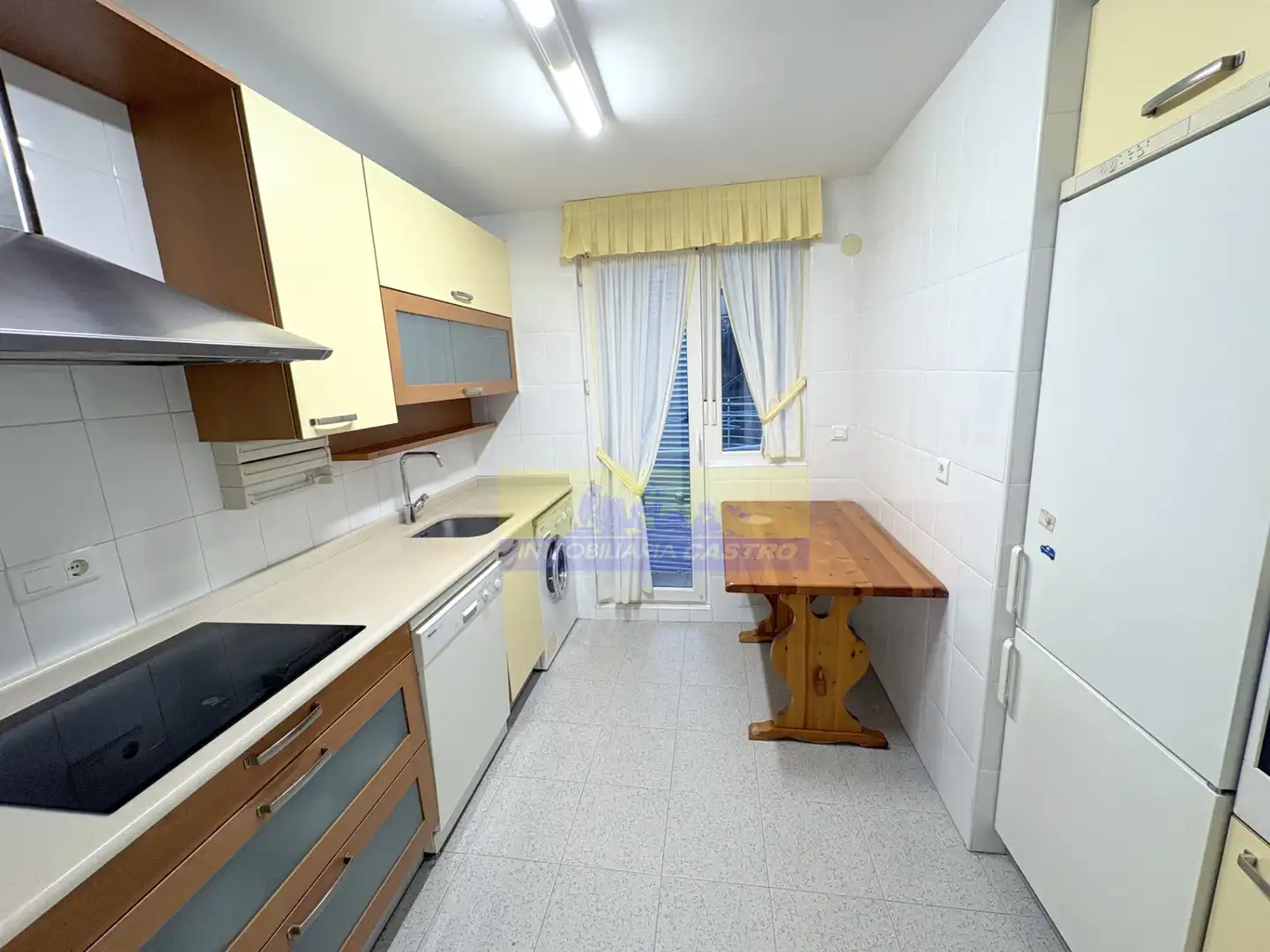 Cocina de Piso de alquiler en Castro-Urdiales con Amueblado