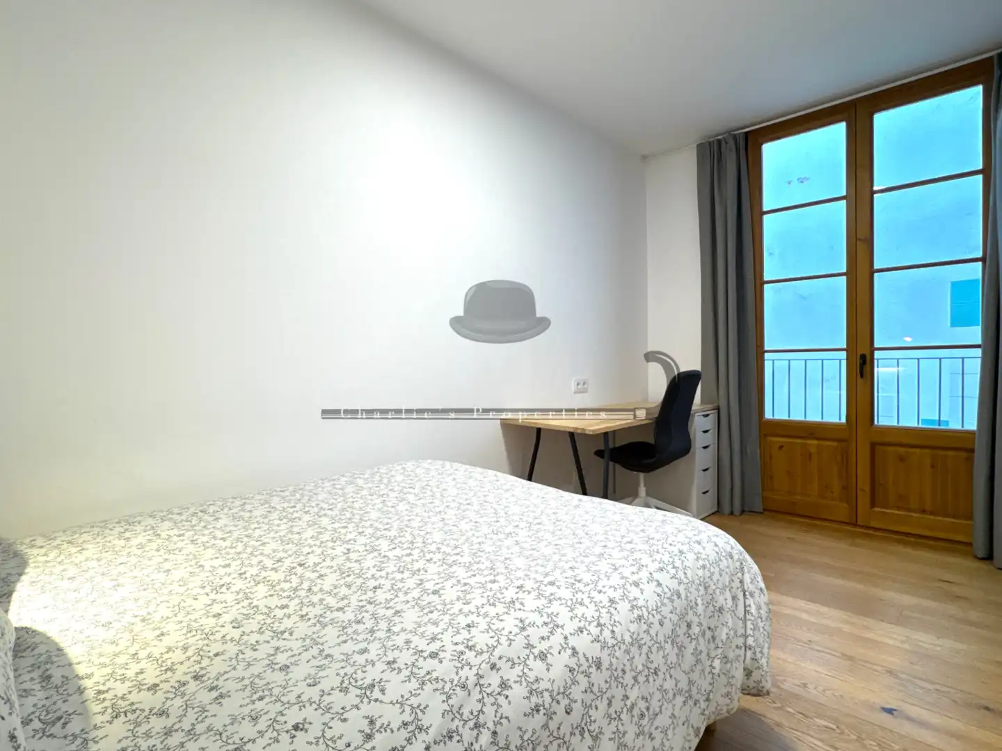 Dormitori de Apartament en venda en Barcelona amb Aire condicionat, Calefacció i Parquet