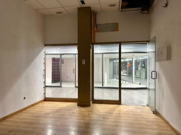 Business premises for sale in Passeig de Pere III