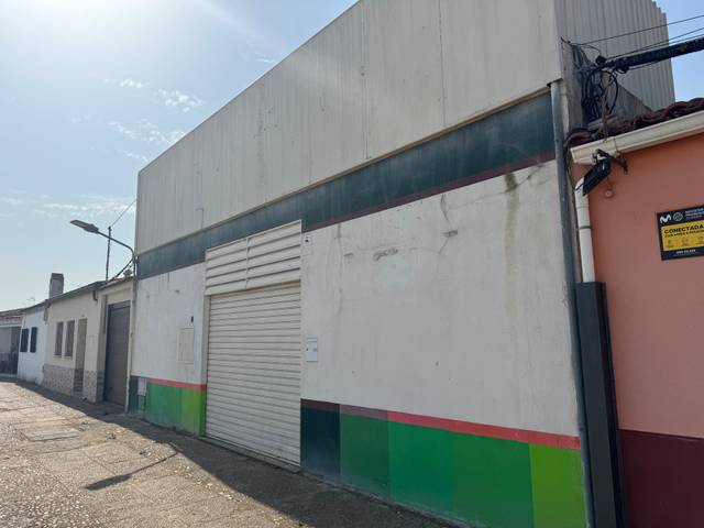Local comercial en Venta en Calle Ángeles, 2 en Carretera de Sevilla - Los Montitos