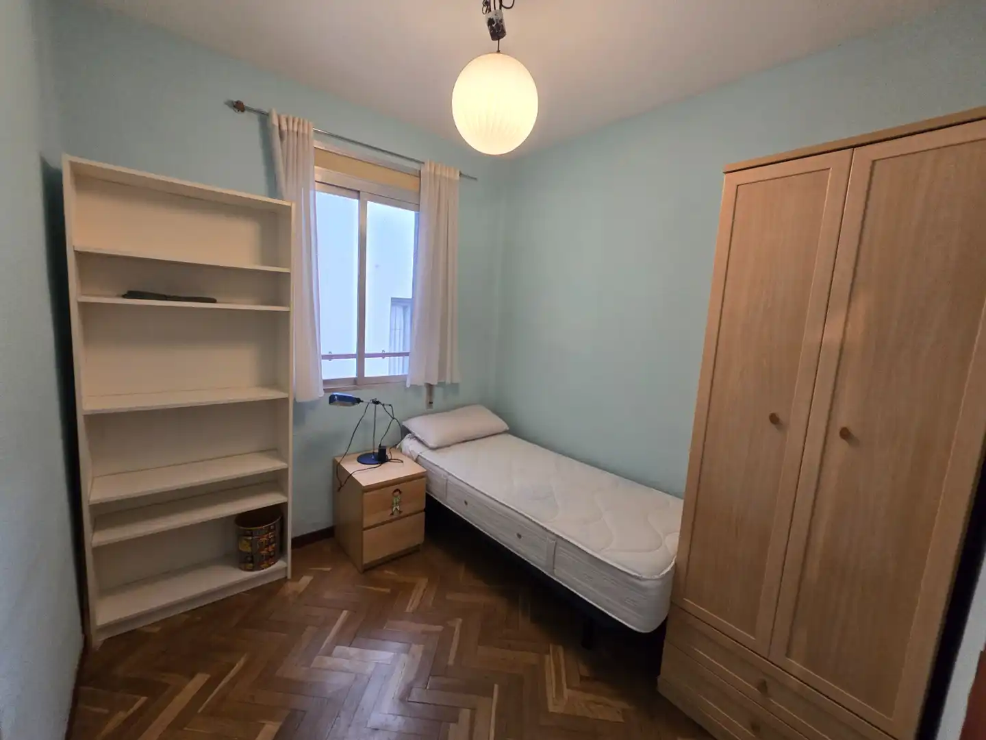Schlafzimmer von Wohnung zum Verkauf in Madrid