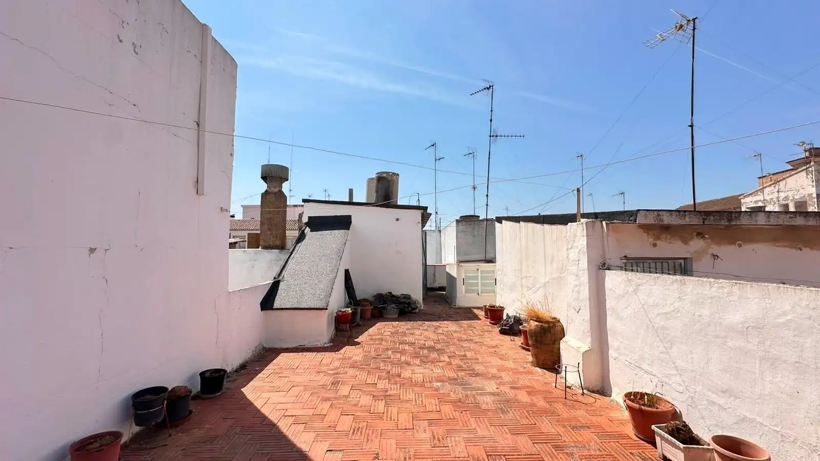 Vista exterior de Casa o xalet en venda en Carlet amb Terrassa i Traster