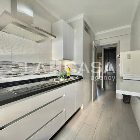 Piso en Venta en Calle Valdelarco en Cruz Roja