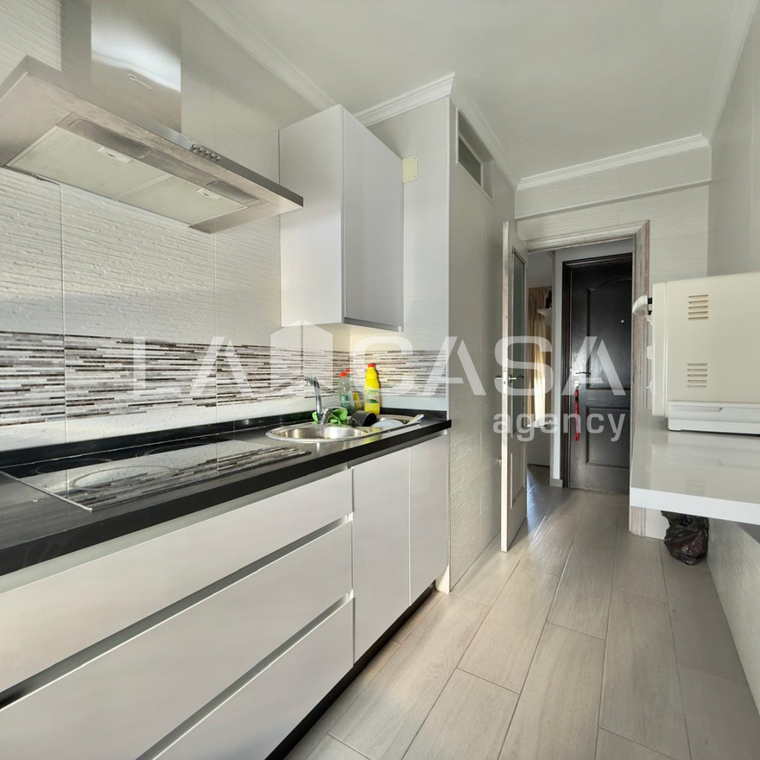 Cocina de Piso en venta en  Sevilla Capital con Terraza y Trastero