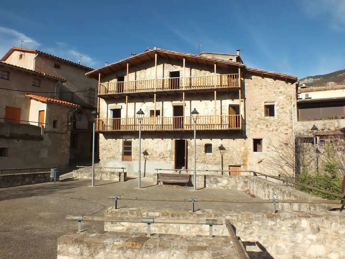 Edifici en venda a Gombrèn