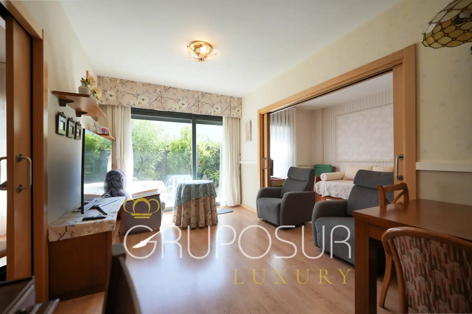 Sala de estar de Piso en venta en Valladolid con Calefacción, Jardín privado y Parquet