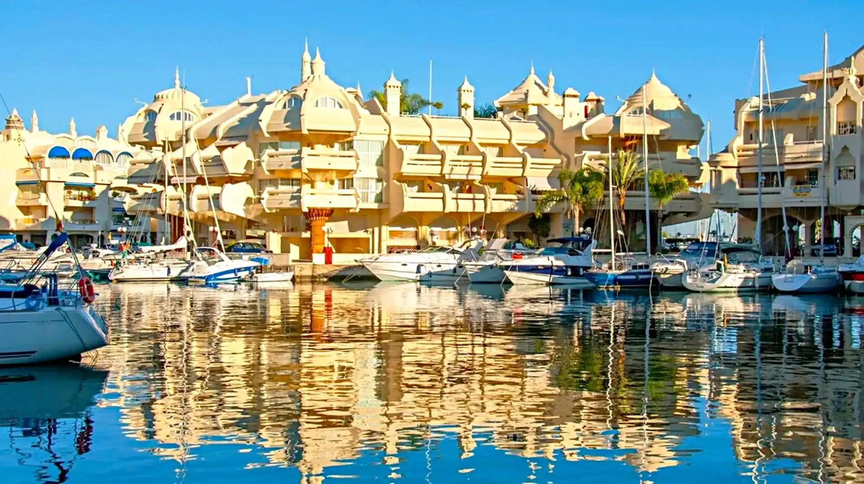 Außenansicht von Wohnung zum Verkauf in Benalmádena mit Klimaanlage, Heizung und Terrasse