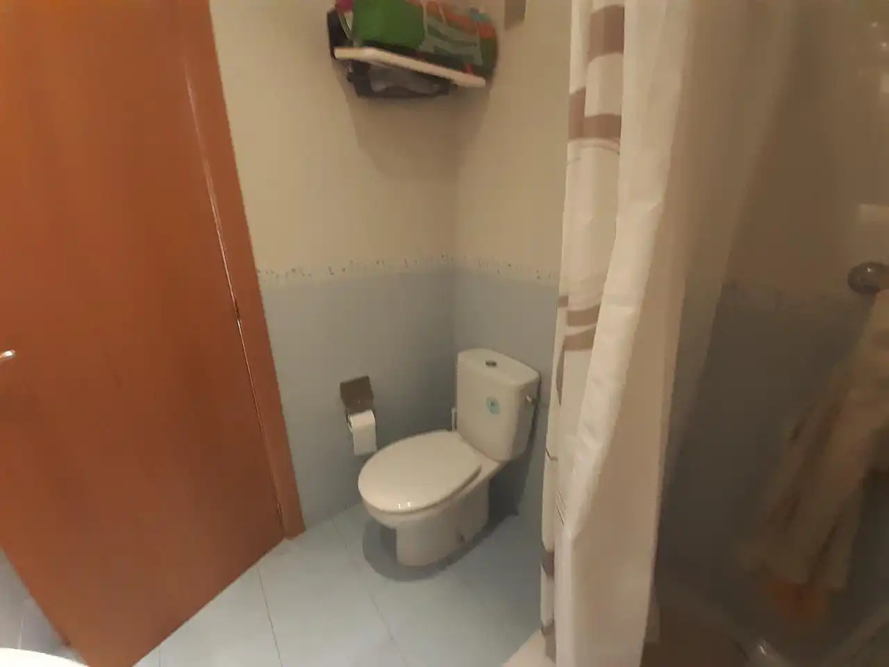 Baño de Piso en venta en Bronchales con Parquet, Terraza y Trastero