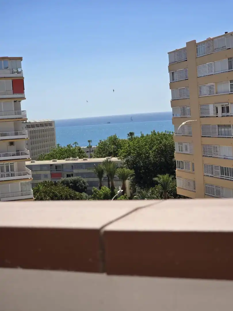 Außenansicht von Maisonette zum Verkauf in Torremolinos mit Klimaanlage, Privatgarten und Terrasse