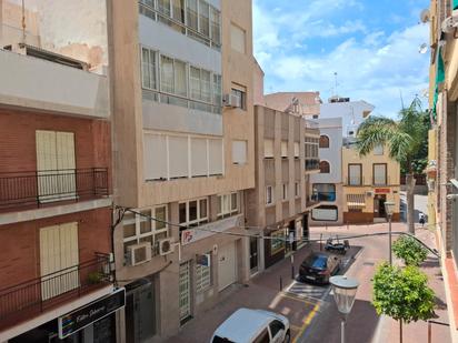Vista exterior de Pis en venda en Motril amb Terrassa i Traster