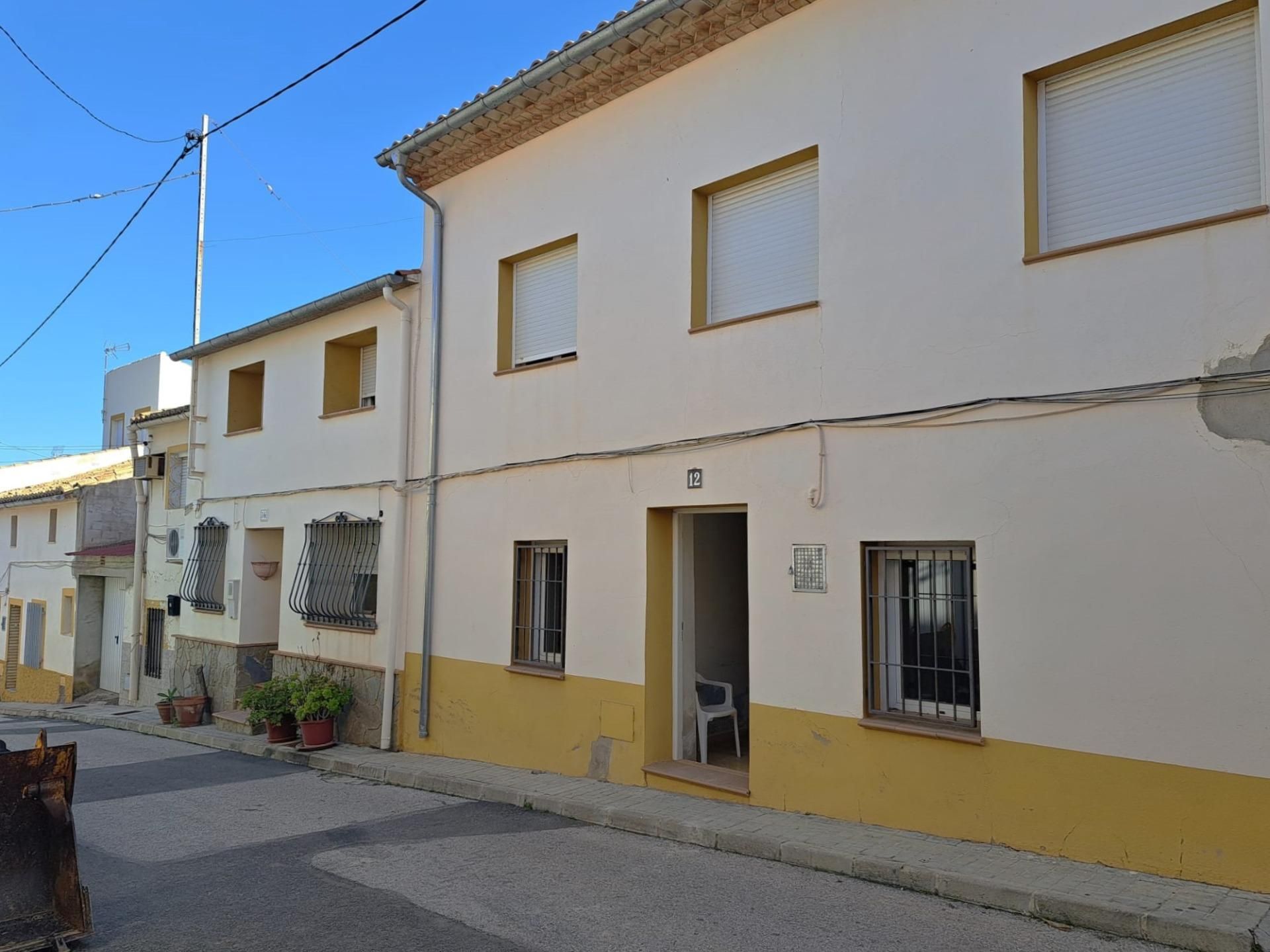 Exterior view of Single-family semi-detached for sale in Cortes de Pallás  with Heating and Storage room