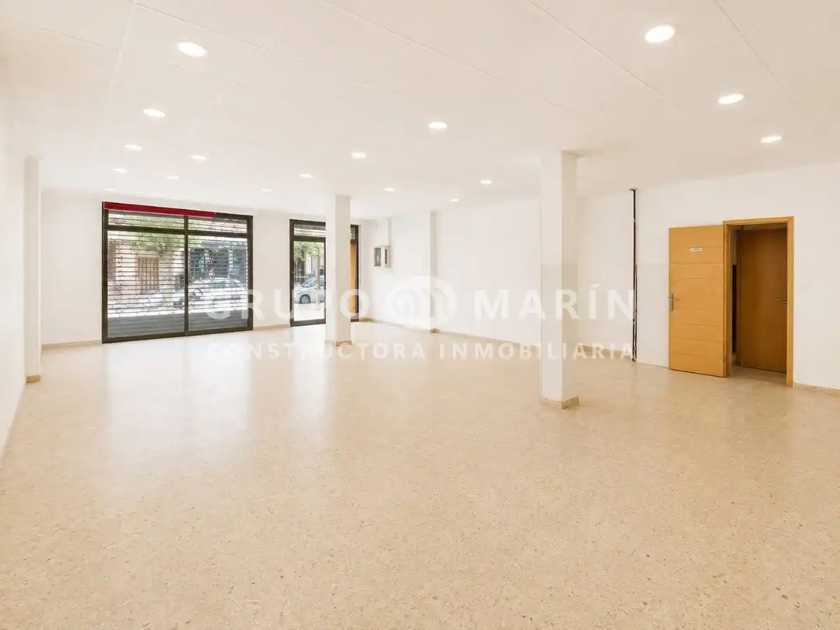 Local comercial en venda a Josep Trueta, imagen 10