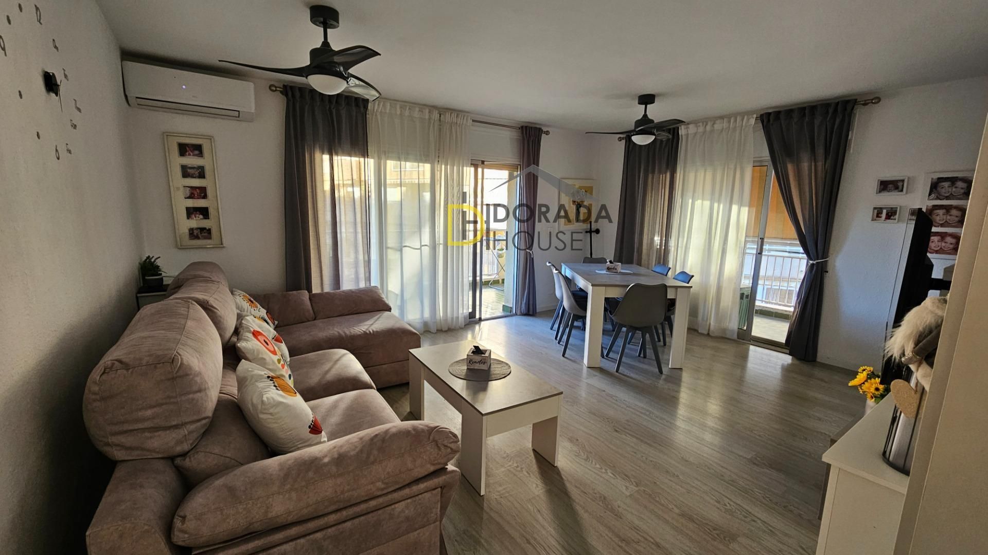 Exterior view of Flat for sale in Salou  with Parquet flooring, Terrace and Community pool