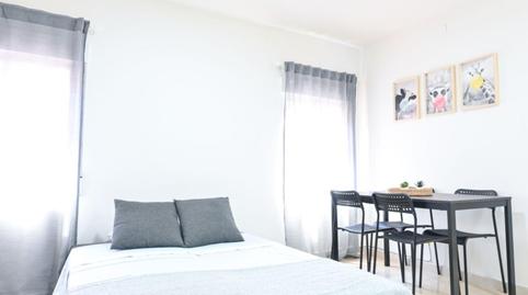 Foto 3 de Apartamento de alquiler en Numancia,  Madrid Capital