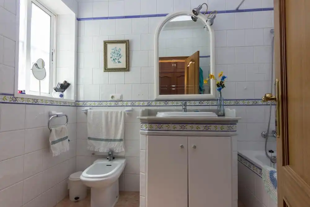 Bany de Casa o xalet en venda en El Puerto de Santa María amb Jardí privat i Traster