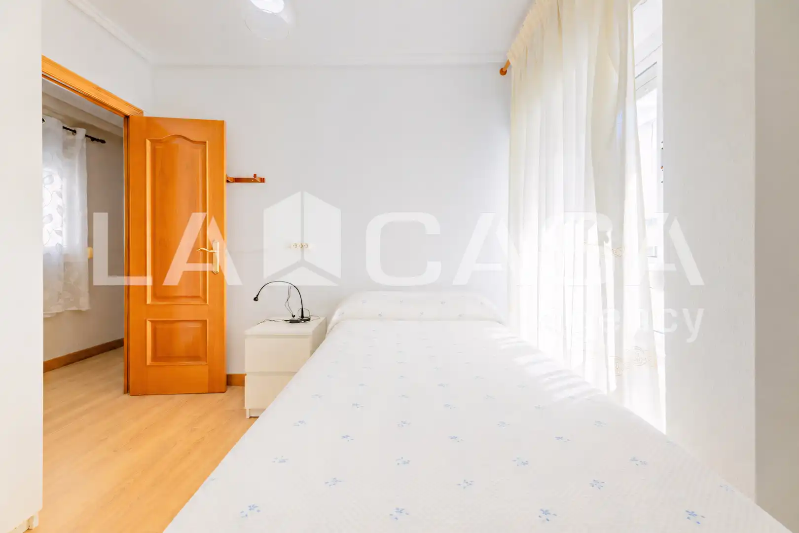 Habitación de Piso en venta en Valencia con Amueblado y Balcón