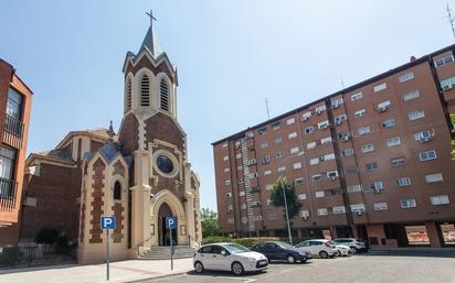 Exterior view of Flat for sale in  Madrid Capital  with Terrace