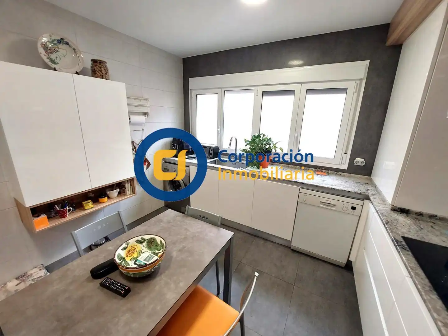Küche von Wohnung zum Verkauf in Lorca mit Klimaanlage, Möbliert und Balkon