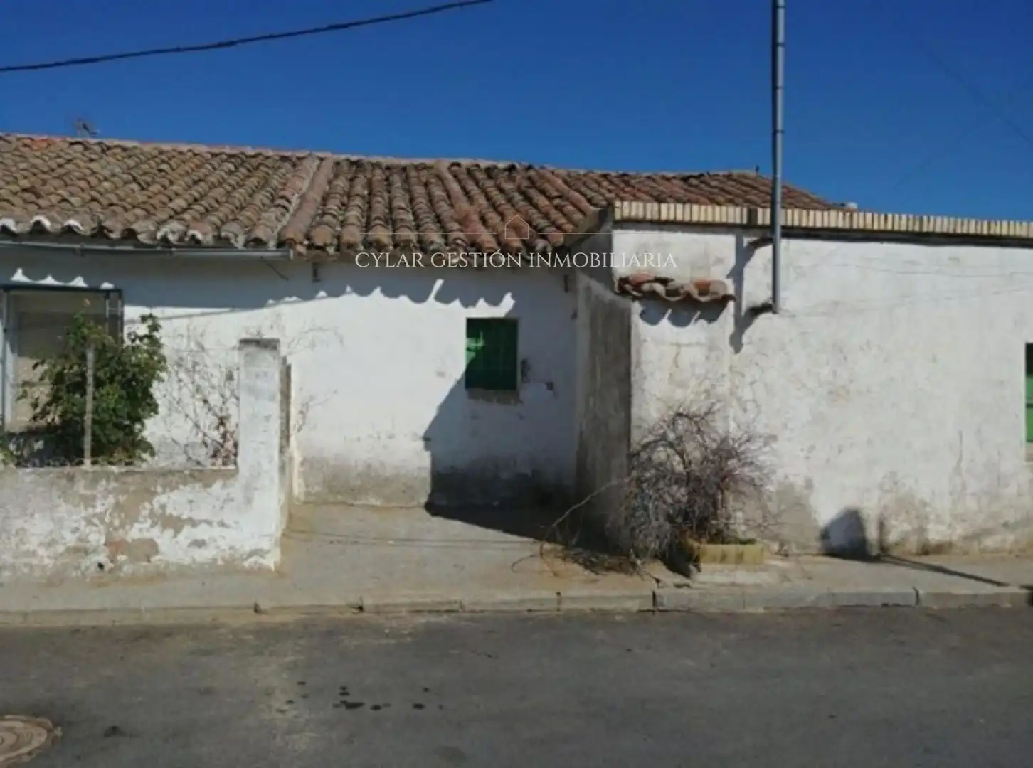 Vista exterior de Casa adosada en venda en Terradillos amb Calefacció