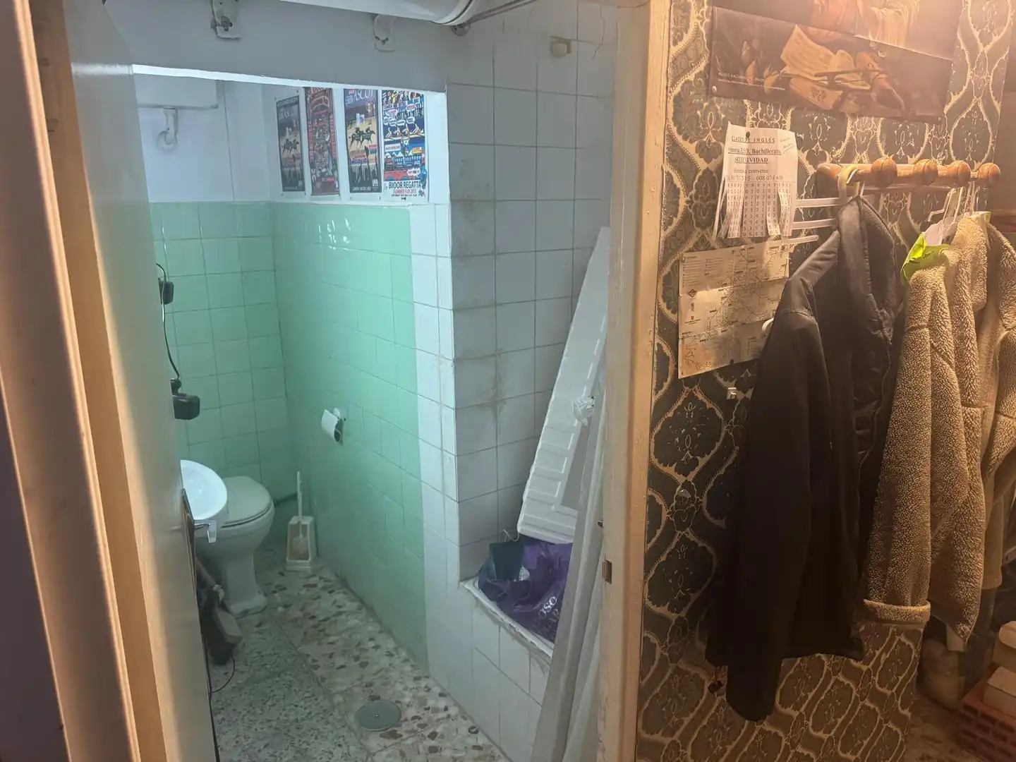 Baño de Local en venta en Madrid