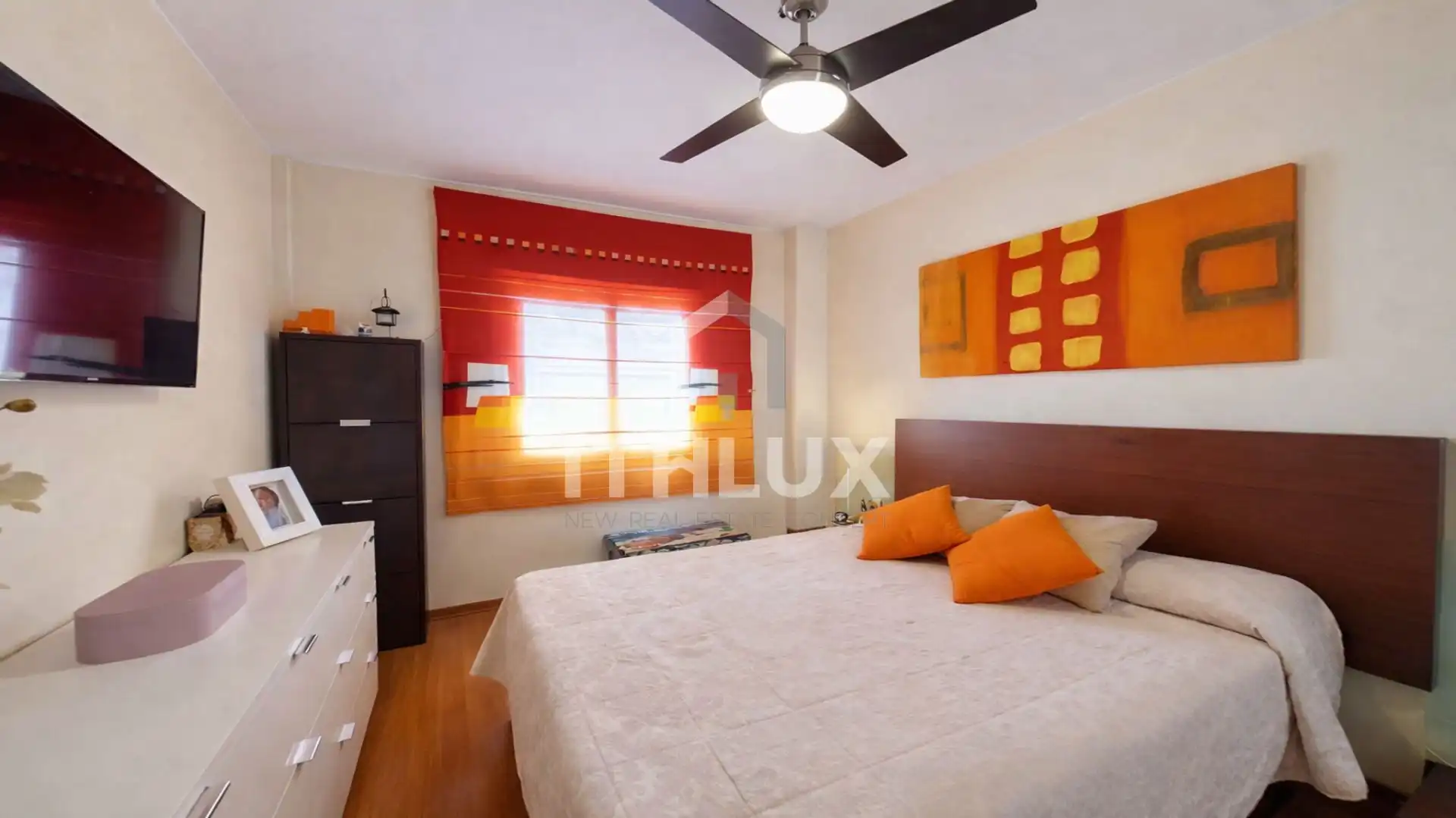 Bedroom of Flat for sale in Sevilla  with Air Conditioner and Terrace