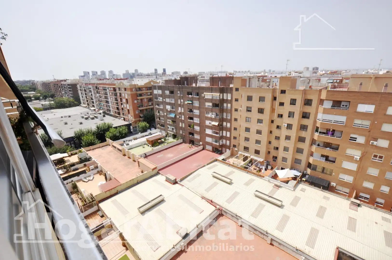 Vista exterior de Piso en venta en Valencia con Balcón