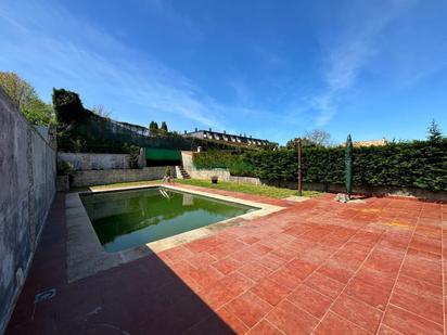 Swimming pool of Single-family semi-detached for sale in Mos  with Heating, Private garden and Parquet flooring