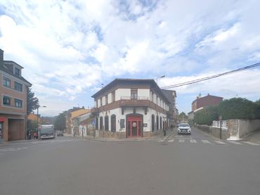 Wohngebäude zum Verkauf in Lugar San Roque