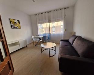 Living room of Flat to rent in  Barcelona Capital  with Air Conditioner, Heating and Furnished