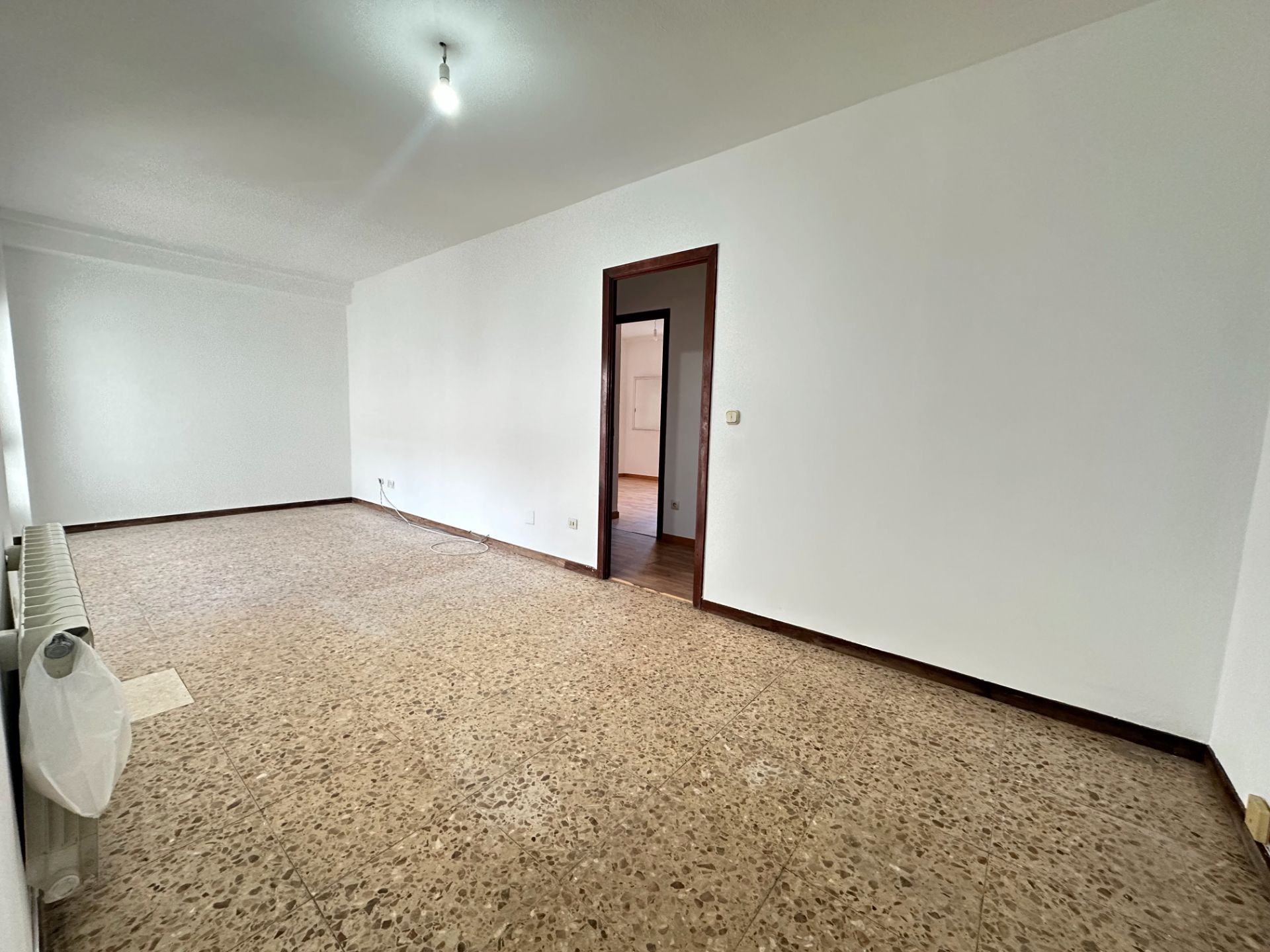 Flat for sale in Santiago de Compostela   with Heating, Storage room and Oven