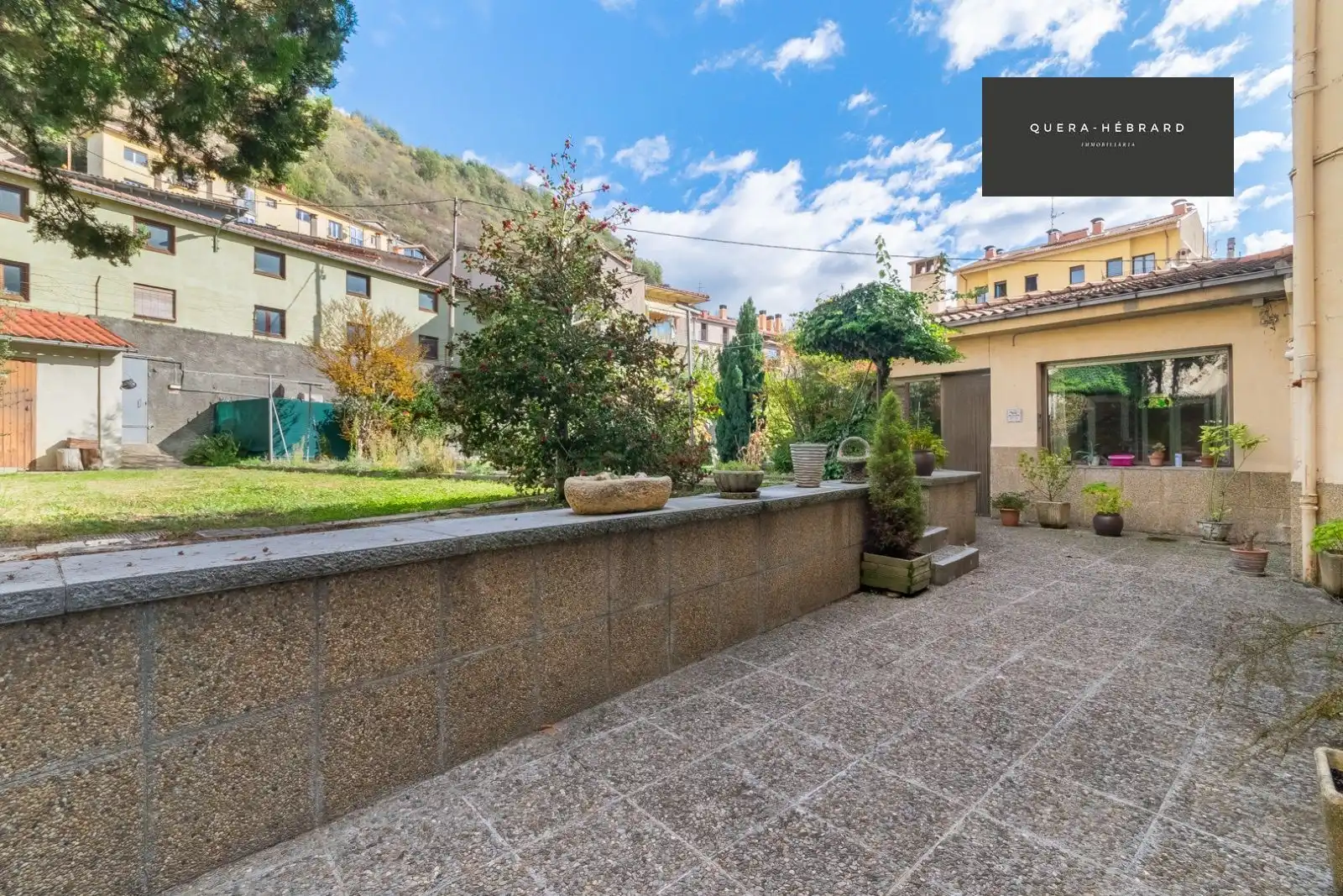 Garden of Houses for sale in Ripoll  with Balcony