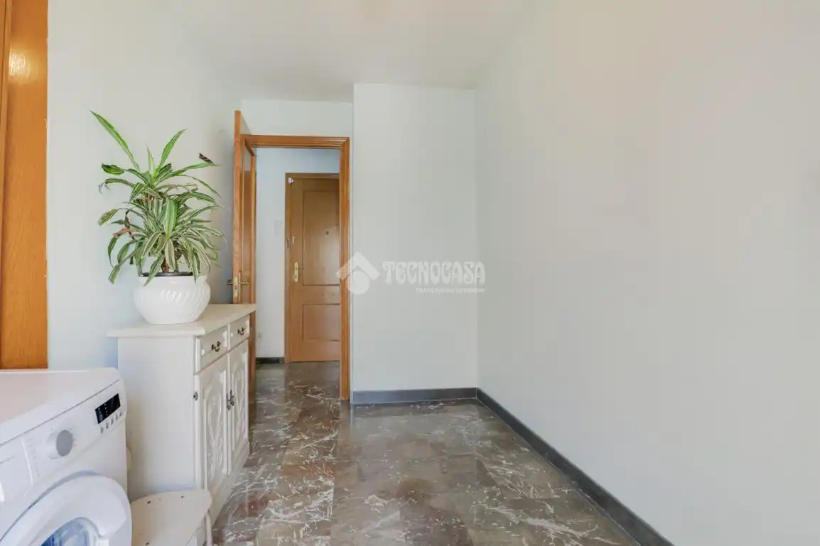 Piso en venta en Rubí con Calefacción, Parquet y Amueblado