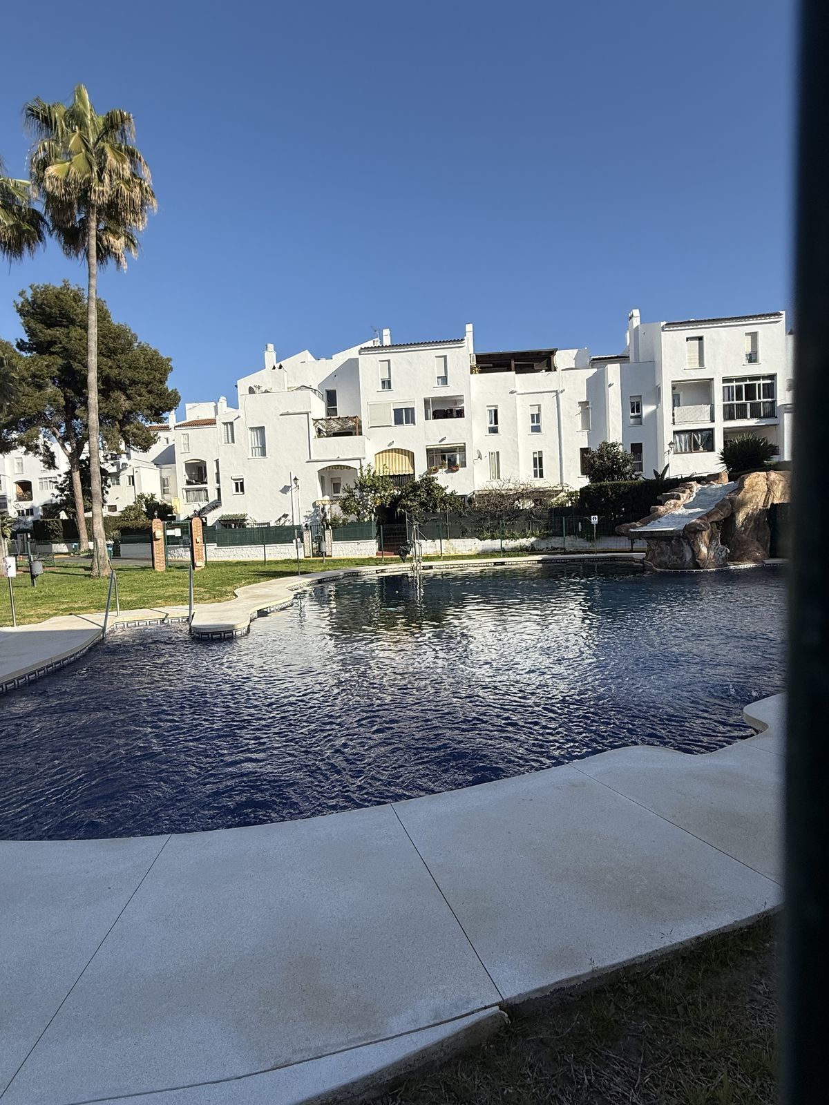 Swimming pool of Attic to rent in Marbella  with Air Conditioner, Heating and Terrace