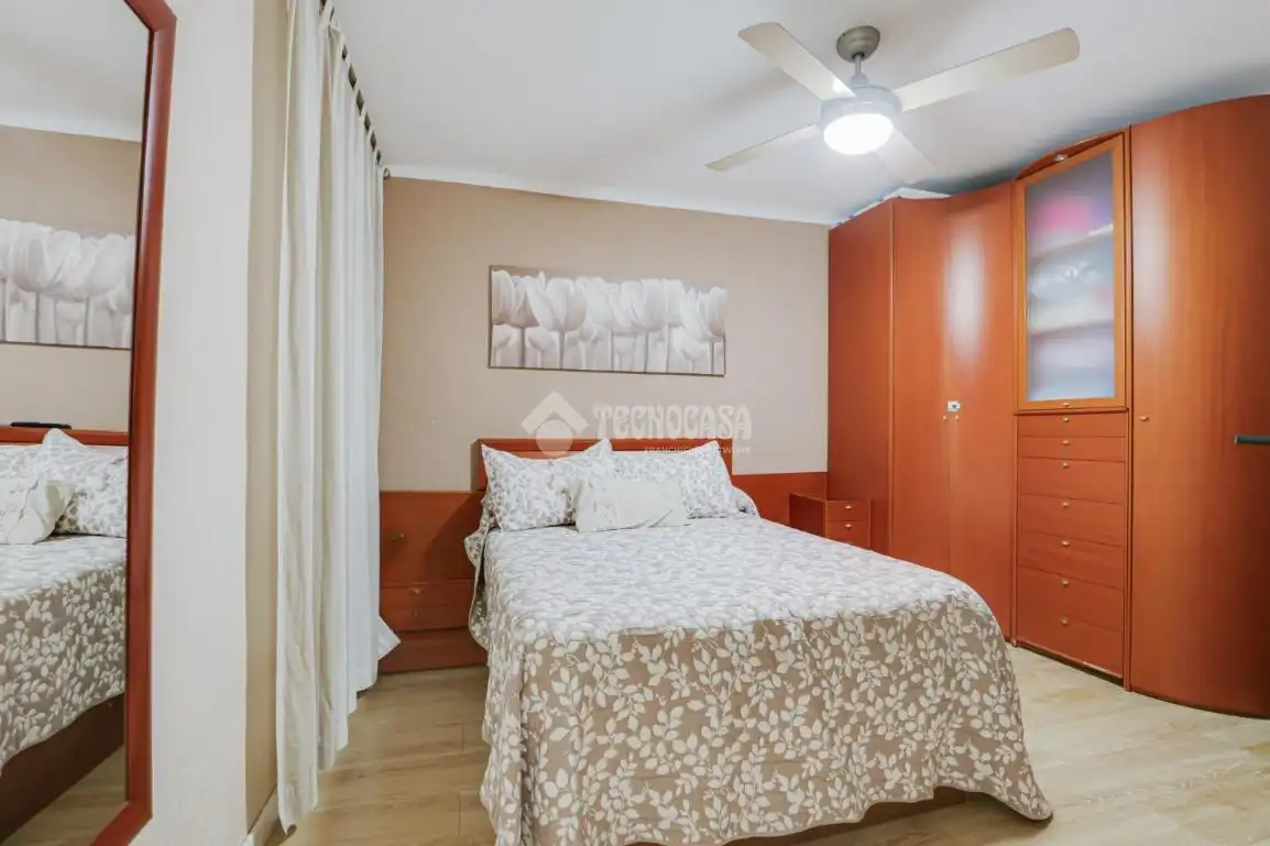 Habitación de Piso en venta en Ripollet con Aire acondicionado, Calefacción y Balcón