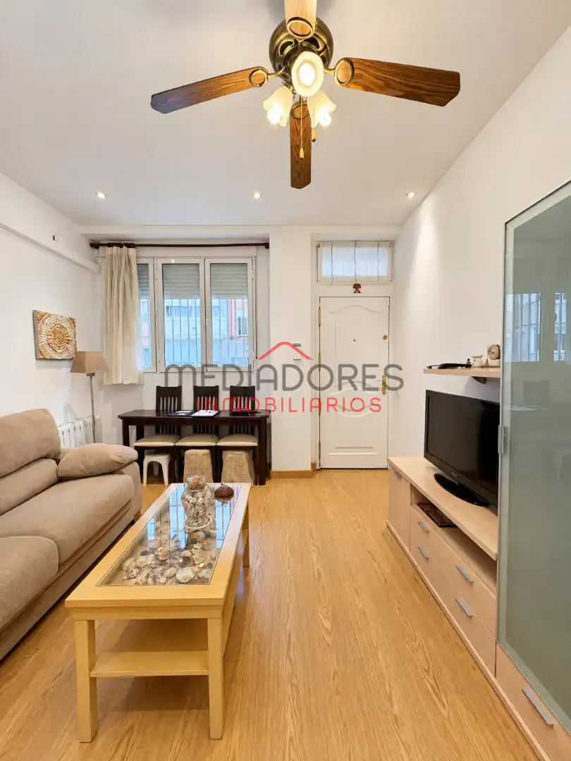 Flat for sale in Calle de Torregrosa, imagen 2