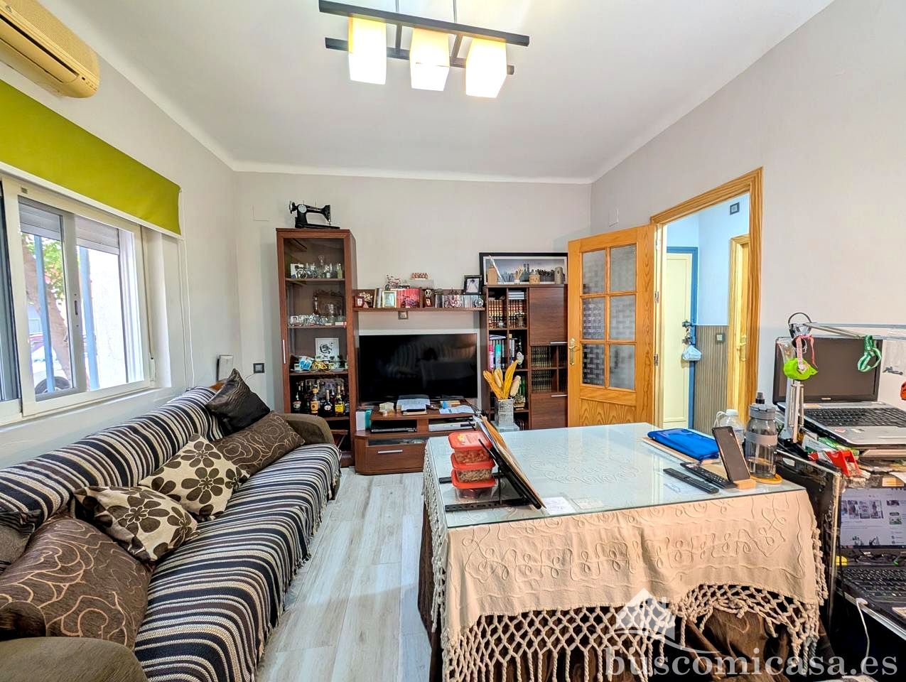 Sala d'estar de Planta baixa en venda en Linares amb Aire condicionat