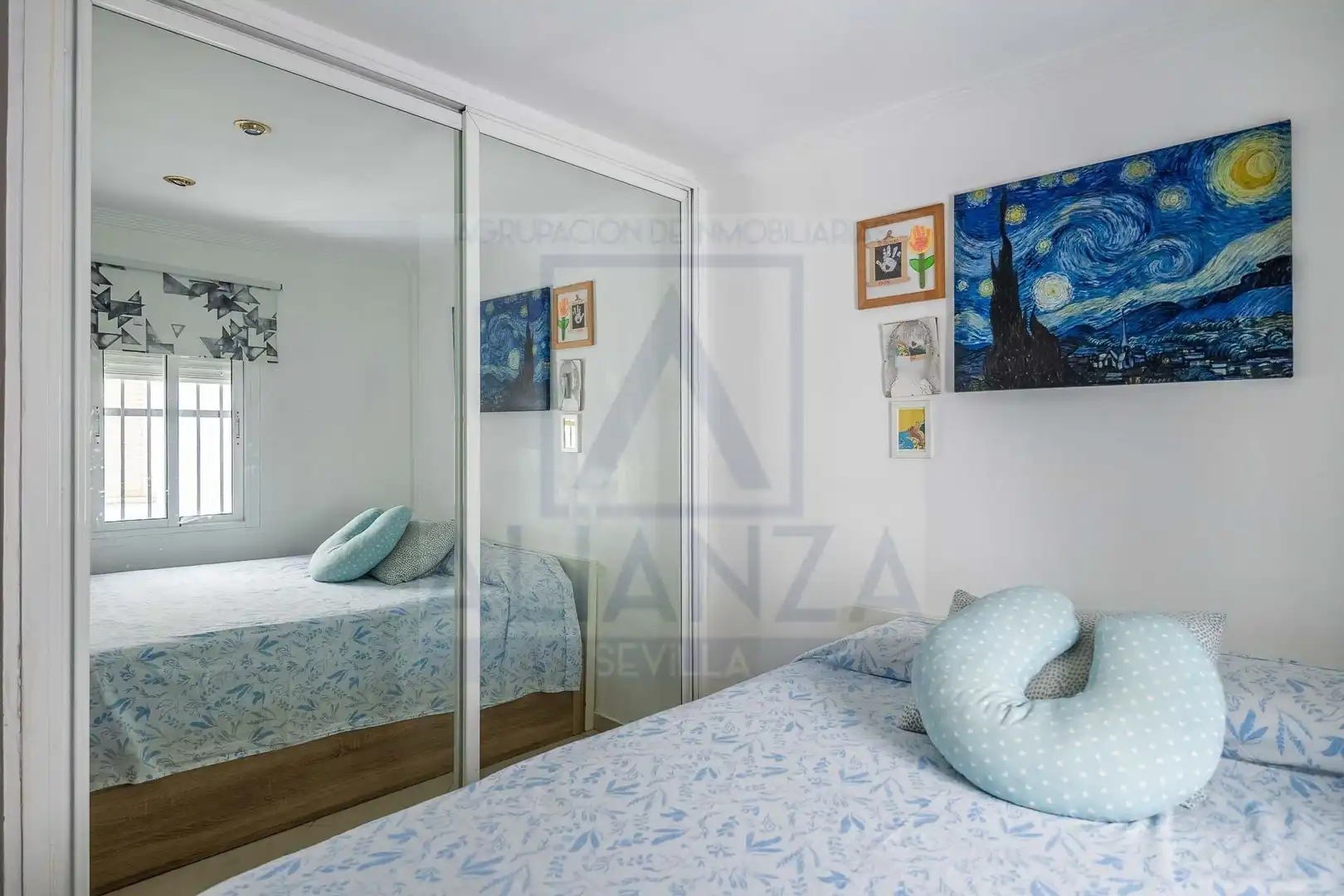 Bedroom of Flat for sale in Camas  with Air Conditioner
