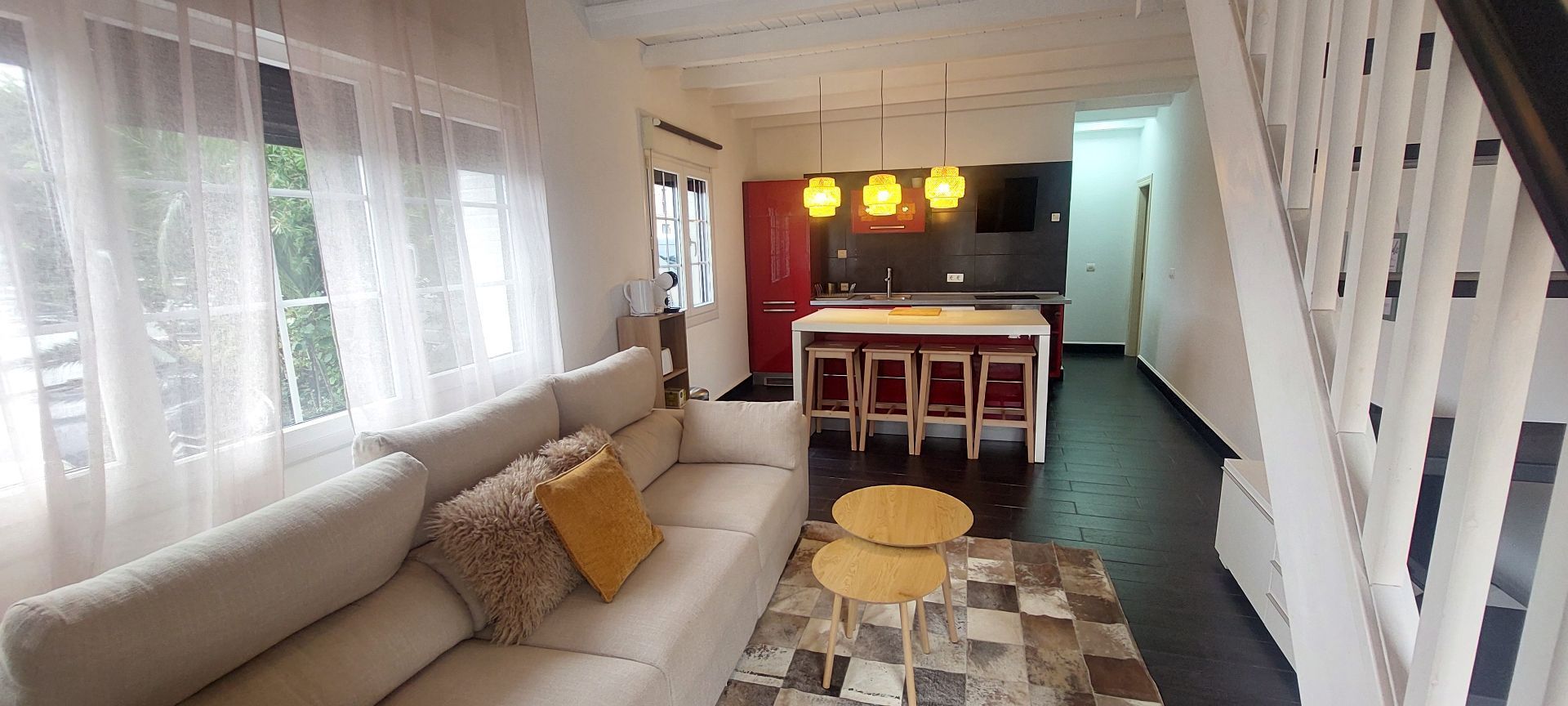 Sala de estar de Dúplex en venta en Castro-Urdiales con Calefacción